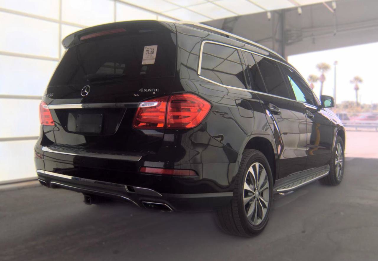 Used 2016 Mercedes-Benz GL 450 4MATIC w/ Premium I Package image 4