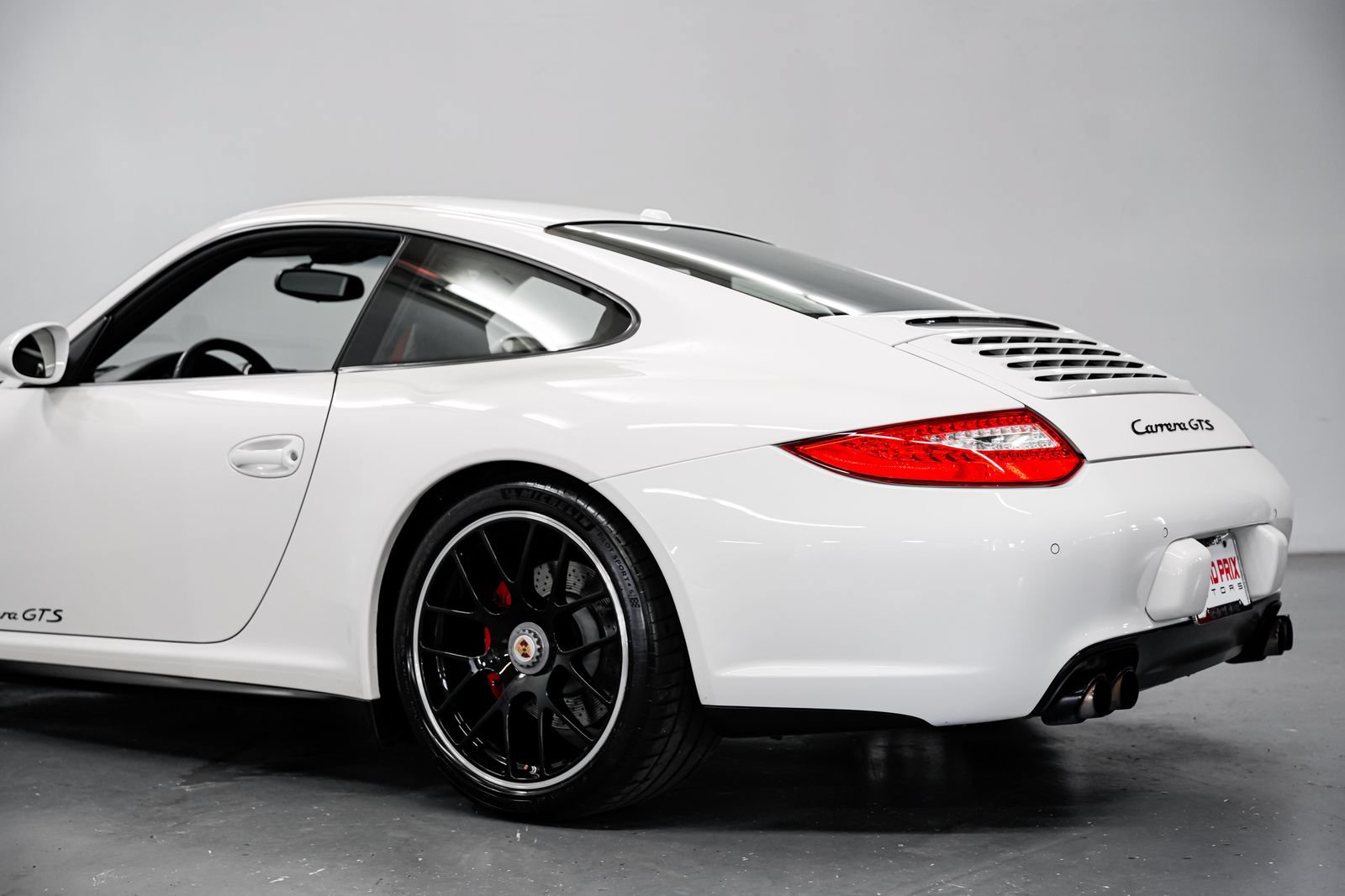 Used 2011 Porsche 911 Carrera GTS RWD image 34