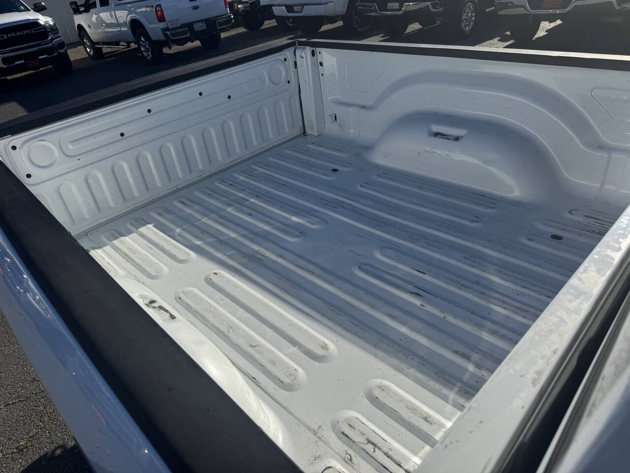 Used 2015 RAM 3500 SLT AWD/4WD image 19