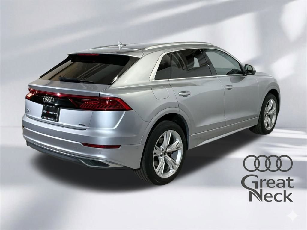 Used 2022 Audi Q8 Premium w/ Convenience Package image 10