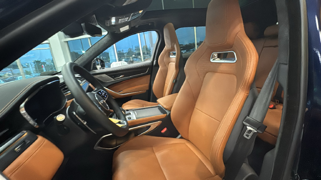 Used 2026 Jaguar F-PACE R-Dynamic S AWD/4WD image 8