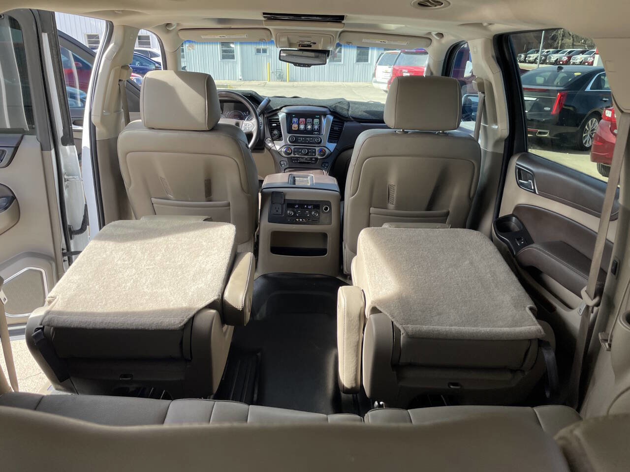 Used 2016 Chevrolet Suburban LTZ AWD/4WD image 38