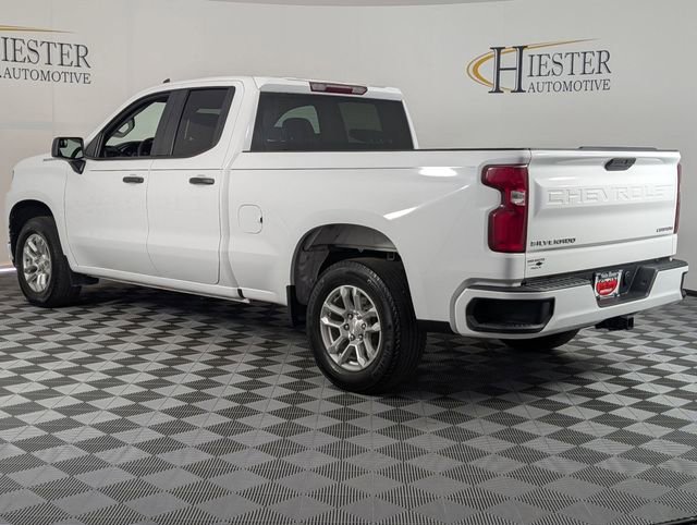 Used 2022 Chevrolet Silverado 1500 Custom image 5
