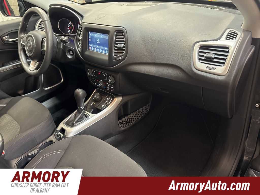 Used 2020 Jeep Compass Sport image 37