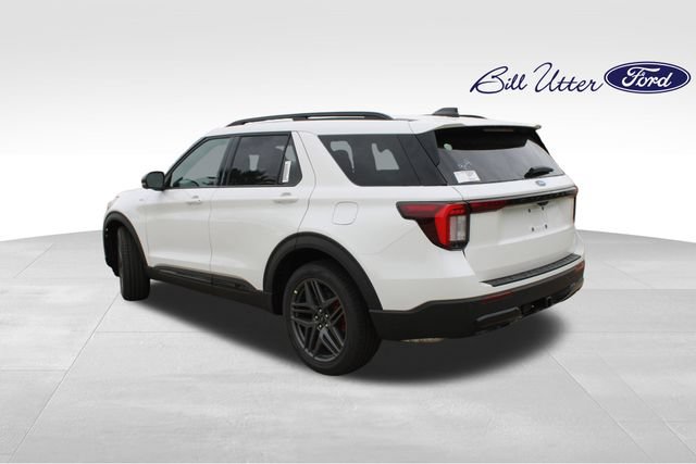 New 2026 Ford Explorer ST-Line w/ ST-Line Street Pack RWD image 4