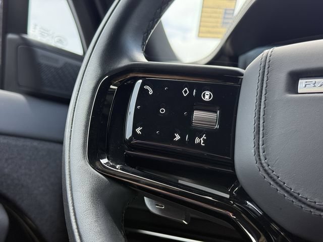 Used 2025 Land Rover Range Rover Sport Dynamic SE AWD/4WD image 27