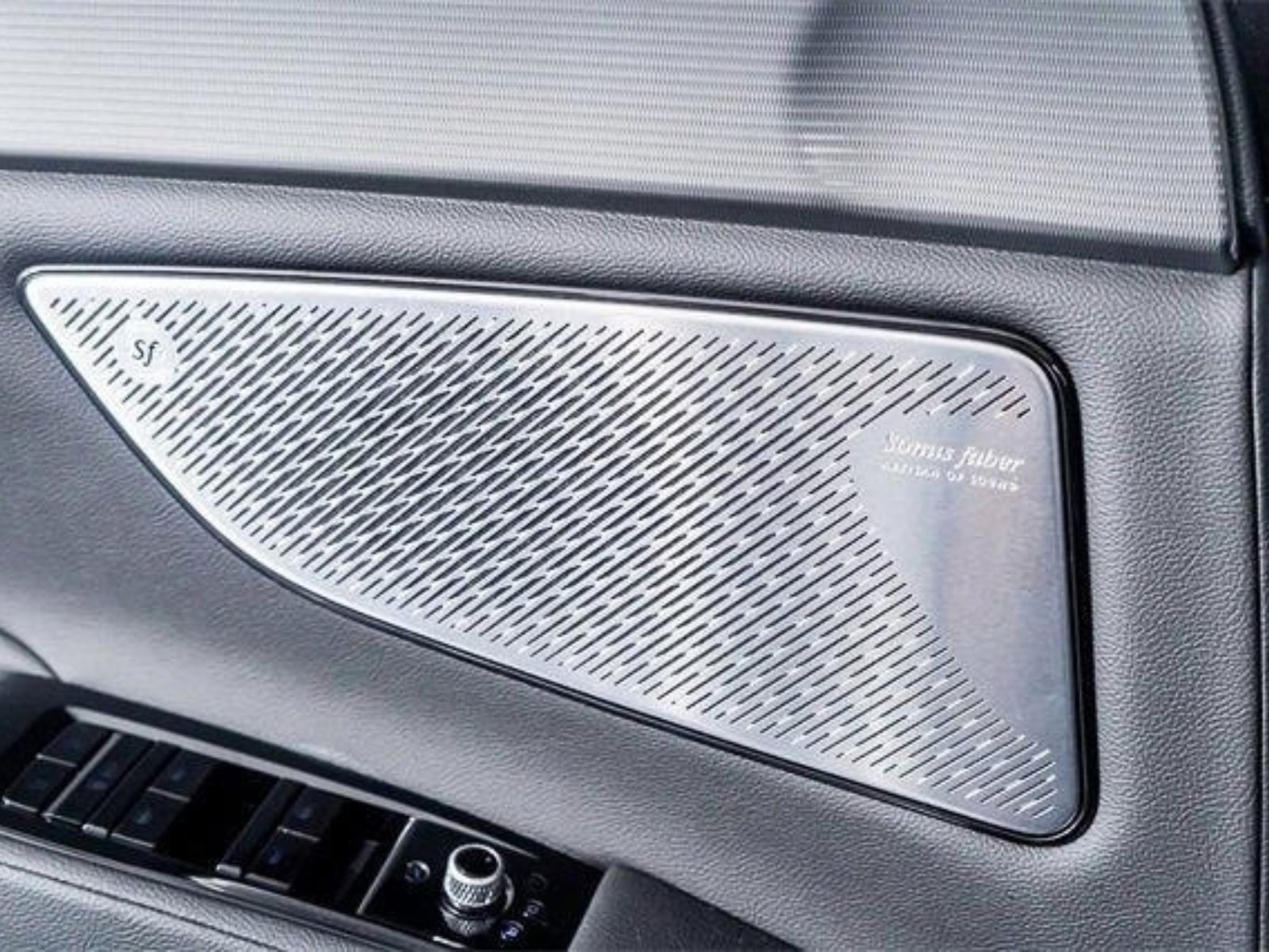 Used 2024 Maserati Grecale GT image 32