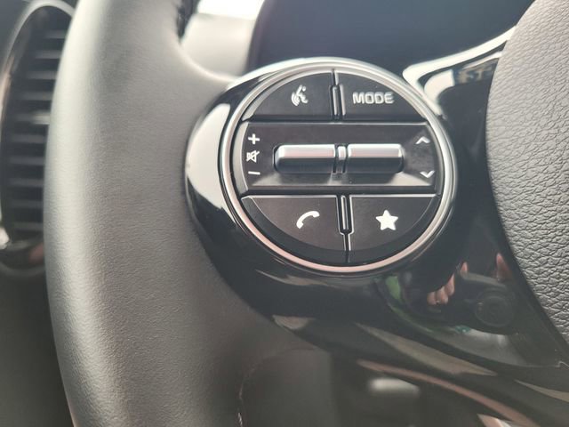 Used 2025 Kia Soul EX image 27