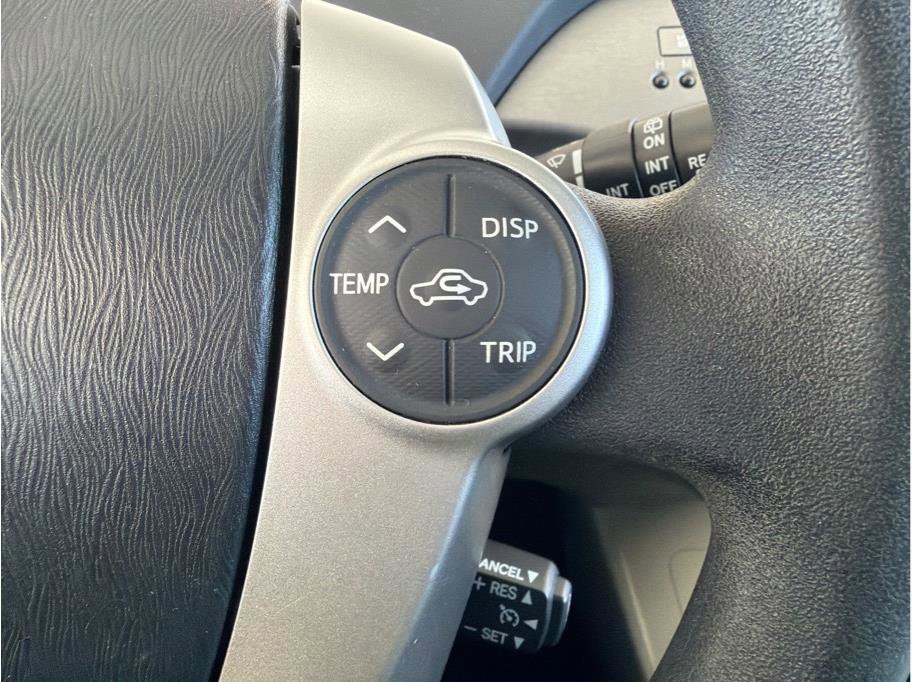 Used 2014 Toyota Prius Two image 18