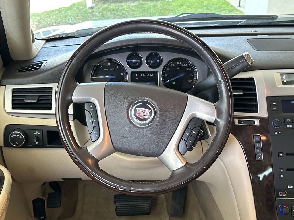 Used 2008 Cadillac Escalade ESV AWD image 13