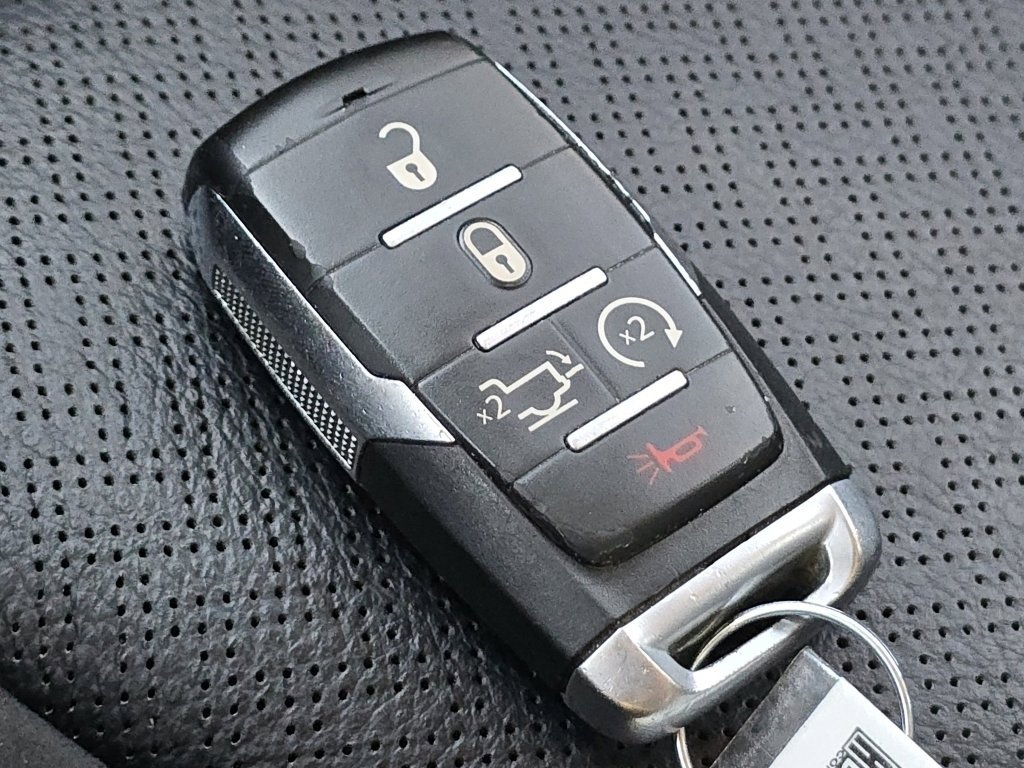 Used 2019 RAM 1500 Laramie image 37