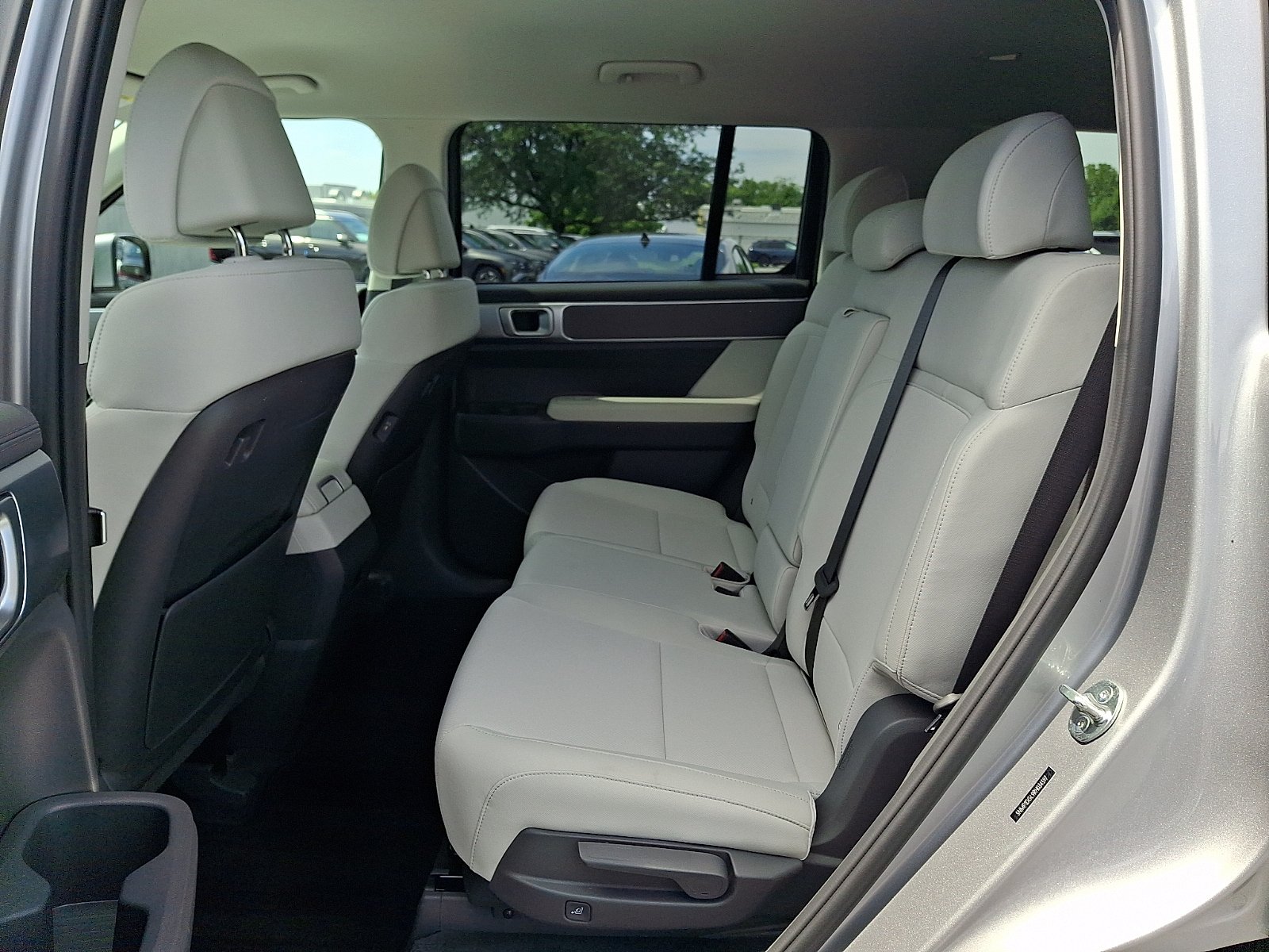 Certified 2024 Hyundai Santa Fe SE AWD/4WD image 10