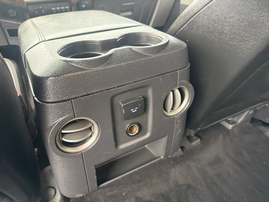 Used 2016 Ford F250 Lariat w/ Lariat Ultimate Package AWD/4WD image 17