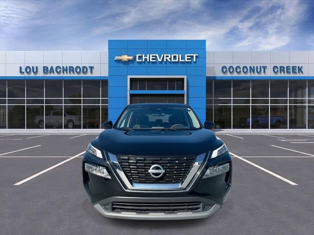 Used 2023 Nissan Rogue SV image 3