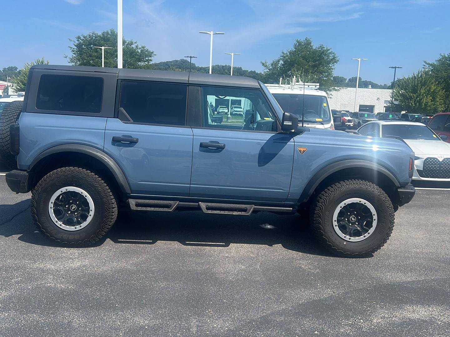 Used 2023 Ford Bronco Badlands AWD/4WD image 5