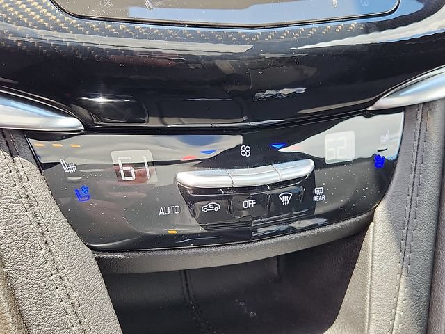 Used 2024 Cadillac XT6 Sport w/ LPO, Onyx Lite Package AWD/4WD image 16