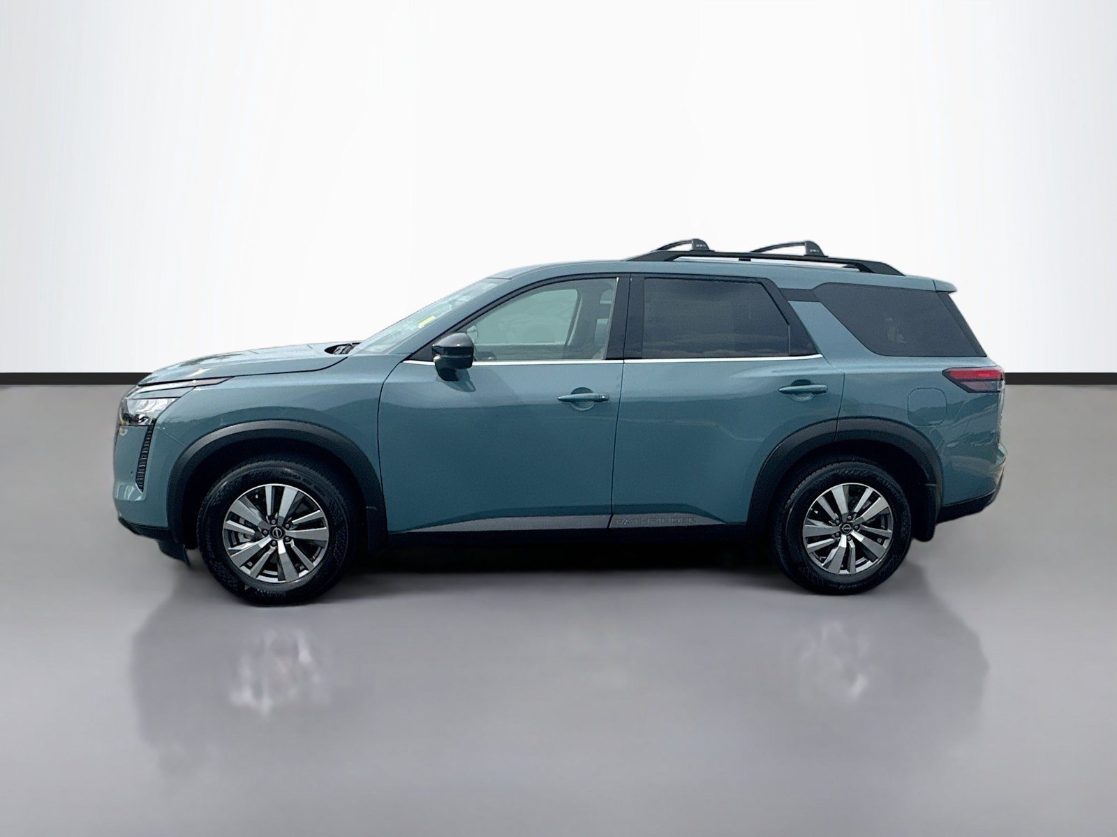 Used 2026 Nissan Pathfinder SL FWD image 4