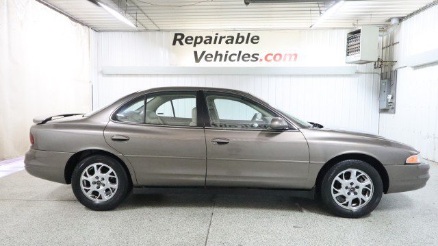 Used 2002 Oldsmobile Intrigue GL w/ Sun & Sound Pkg FWD image 4