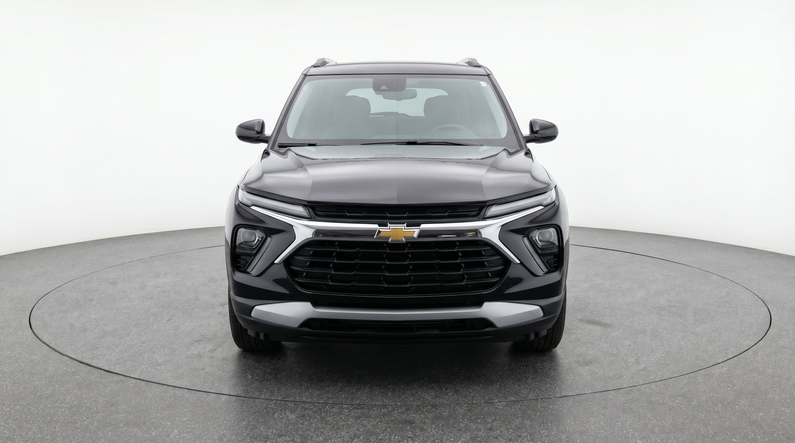 Used 2025 Chevrolet TrailBlazer LT FWD image 2