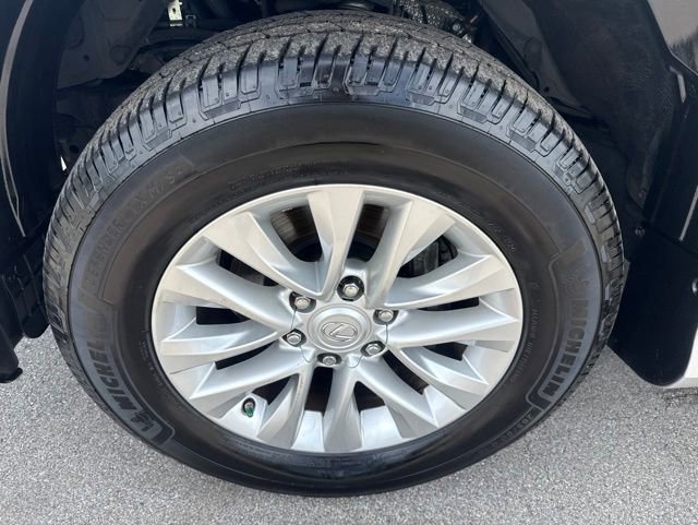 Used 2018 Lexus GX 460 Premium w/ Premium Package AWD/4WD image 13