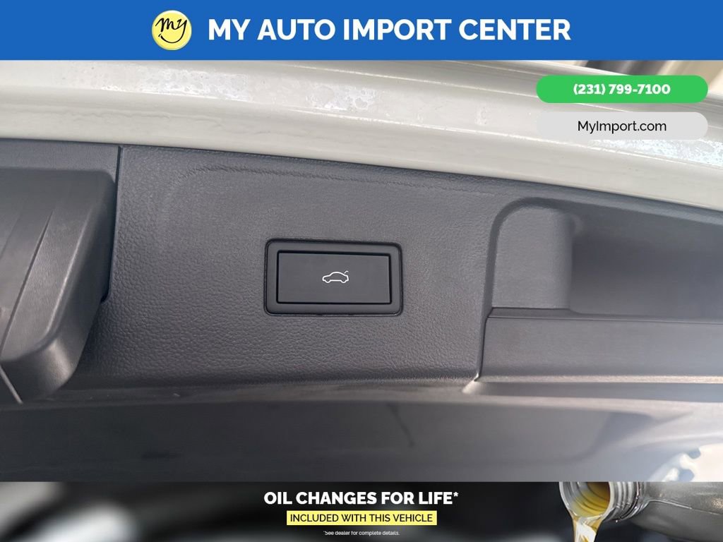 Used 2025 Volkswagen Atlas SEL Premium R-Line image 30