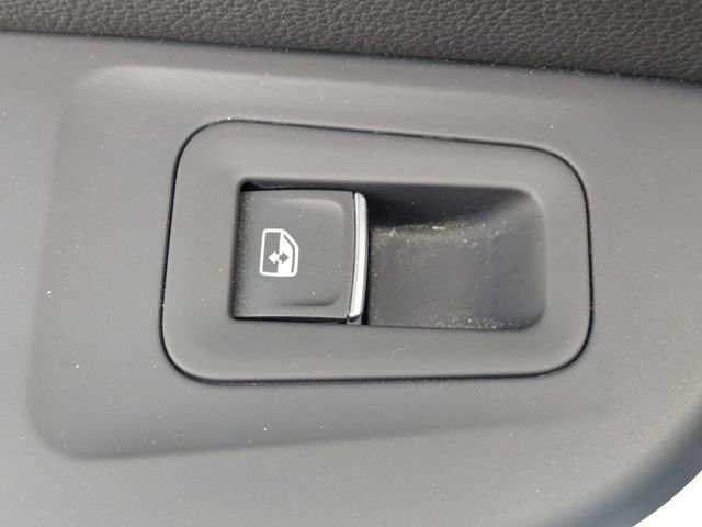 Used 2022 Volkswagen GTI SE image 29