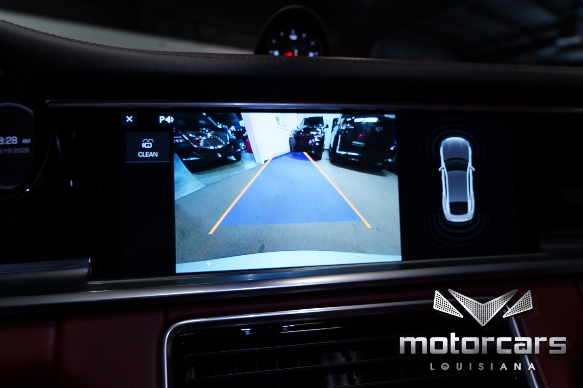 Used 2020 Porsche Panamera w/ Premium Package image 38