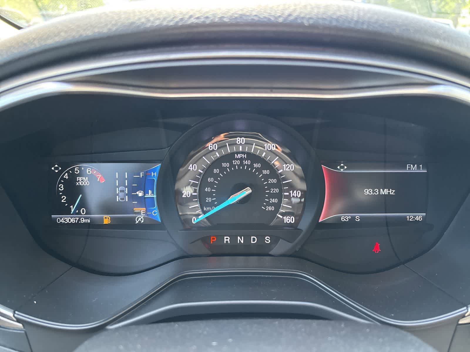Used 2019 Ford Fusion SE FWD image 13