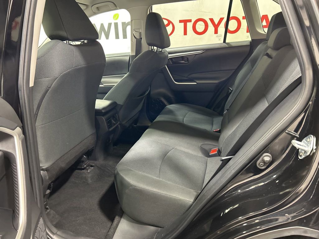 Used 2024 Toyota RAV4 LE image 20