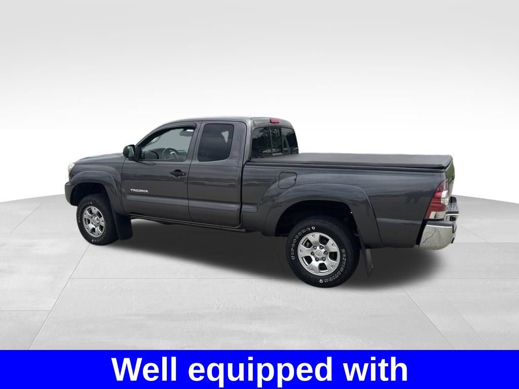 Used 2013 Toyota Tacoma 4x4 Access Cab V6 w/ SR5 Pkg image 3