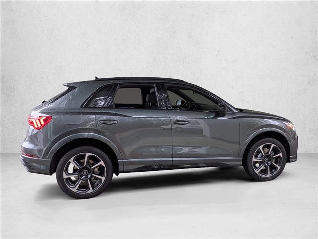 Used 2025 Audi Q3 2.0T Premium Plus w/ Premium Plus Package video 3