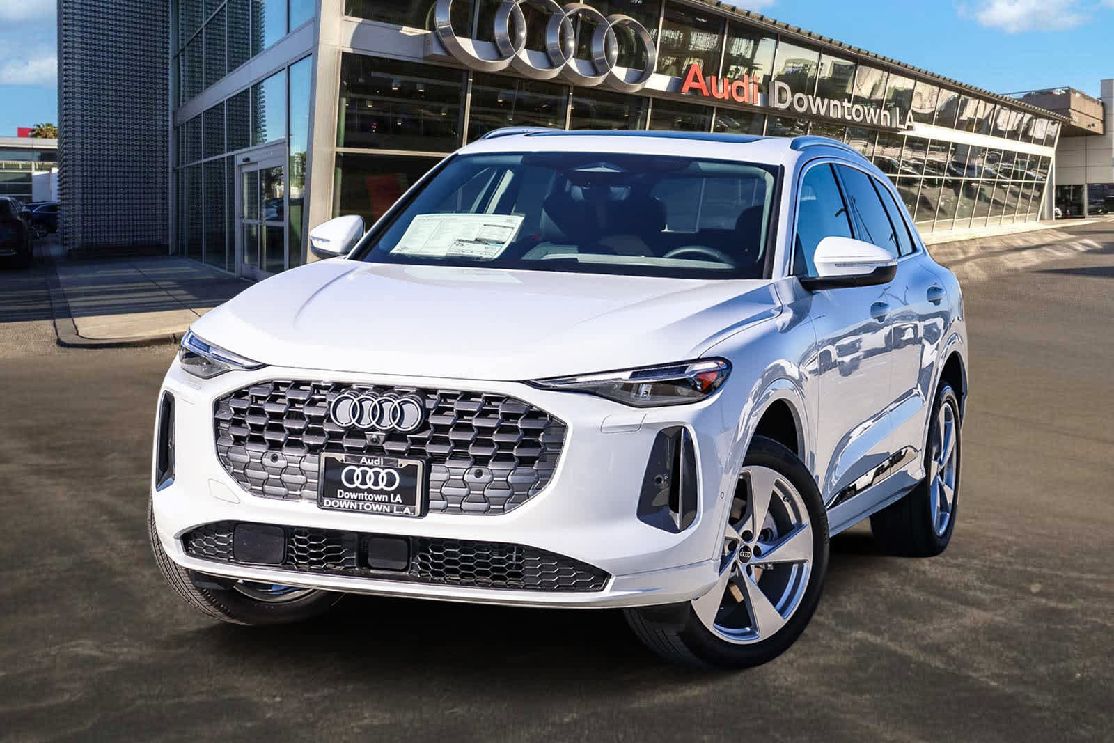 New 2025 Audi Q5 Premium Plus image 1