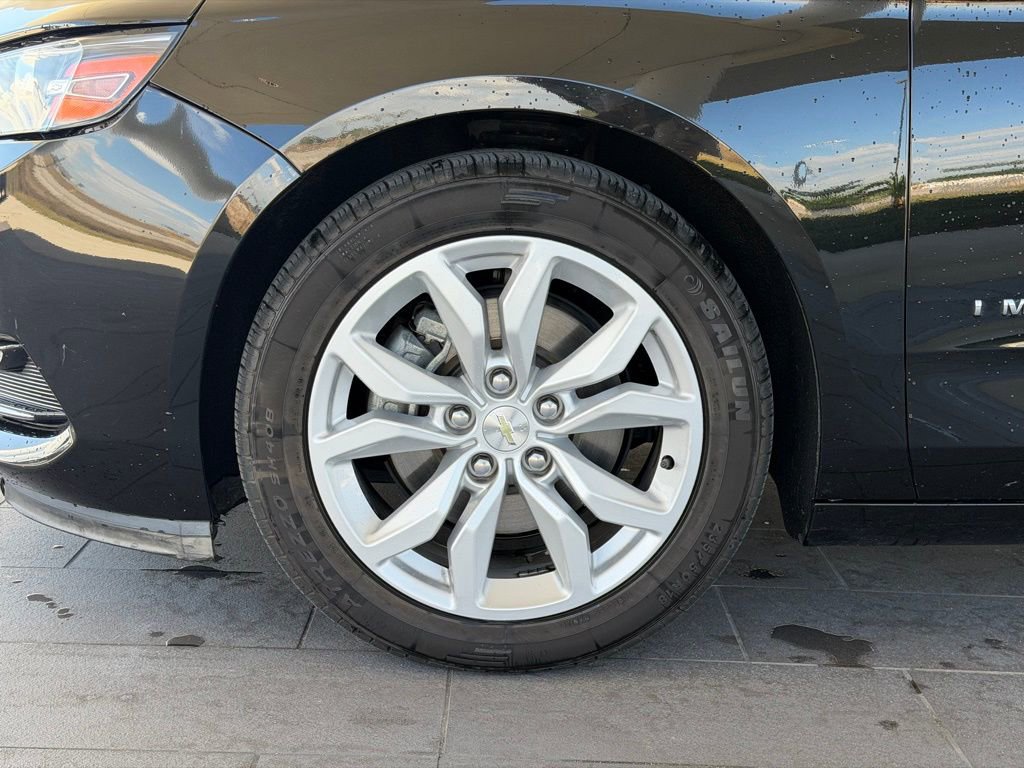 Used 2019 Chevrolet Impala LT w/ LT Convenience Package image 9