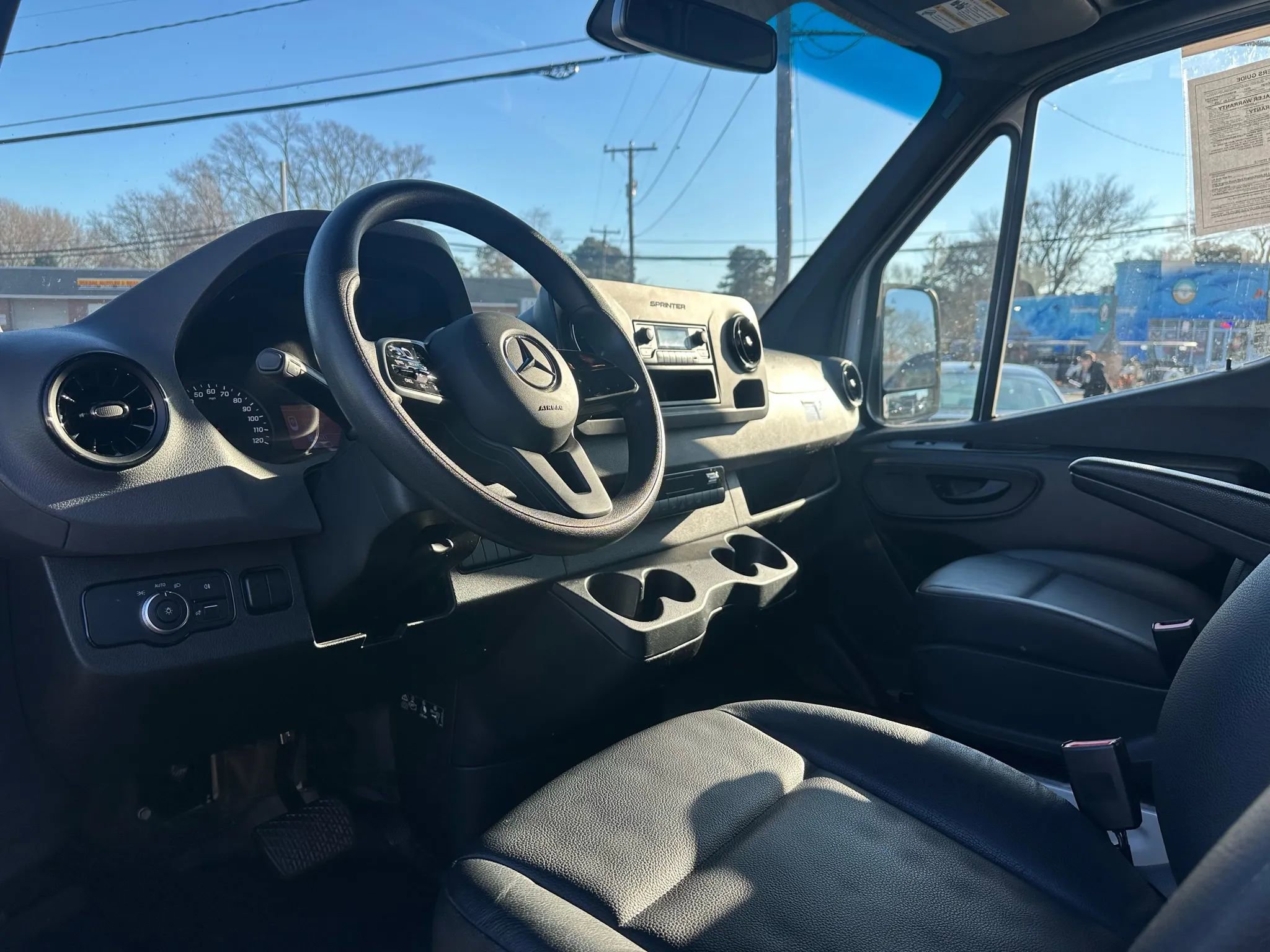 Used 2021 Mercedes-Benz Sprinter 3500 image 25