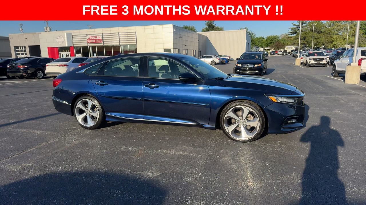 Used 2018 Honda Accord Touring image 9