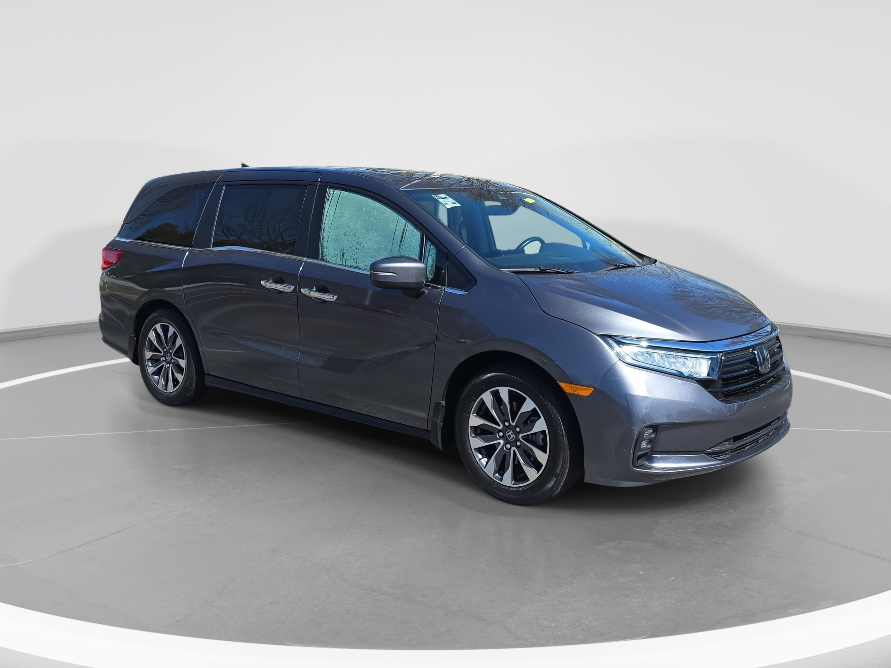 Used 2023 Honda Odyssey EX-L image 3
