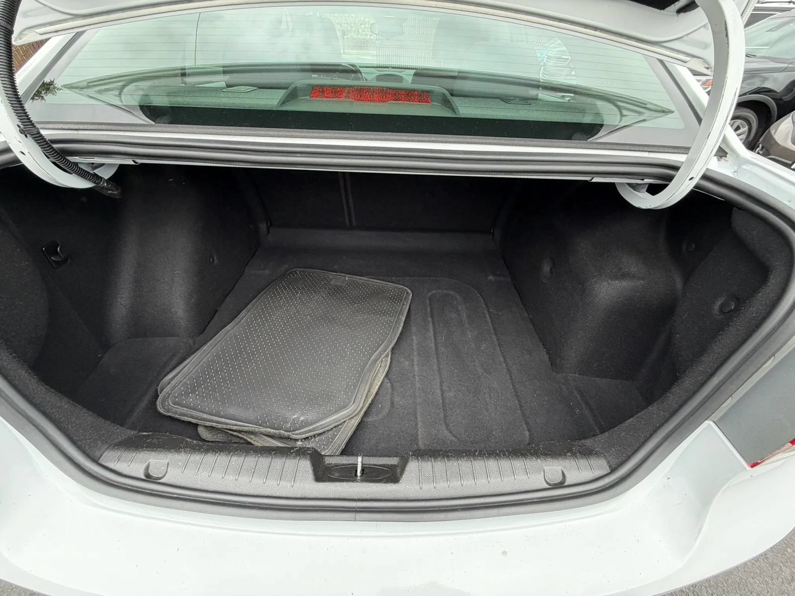 Used 2016 Chevrolet Cruze LS FWD image 11