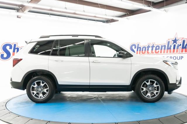 Certified 2023 Honda Passport TrailSport image 13