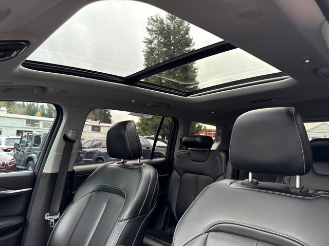 Used 2024 Jeep Grand Cherokee L Limited image 29