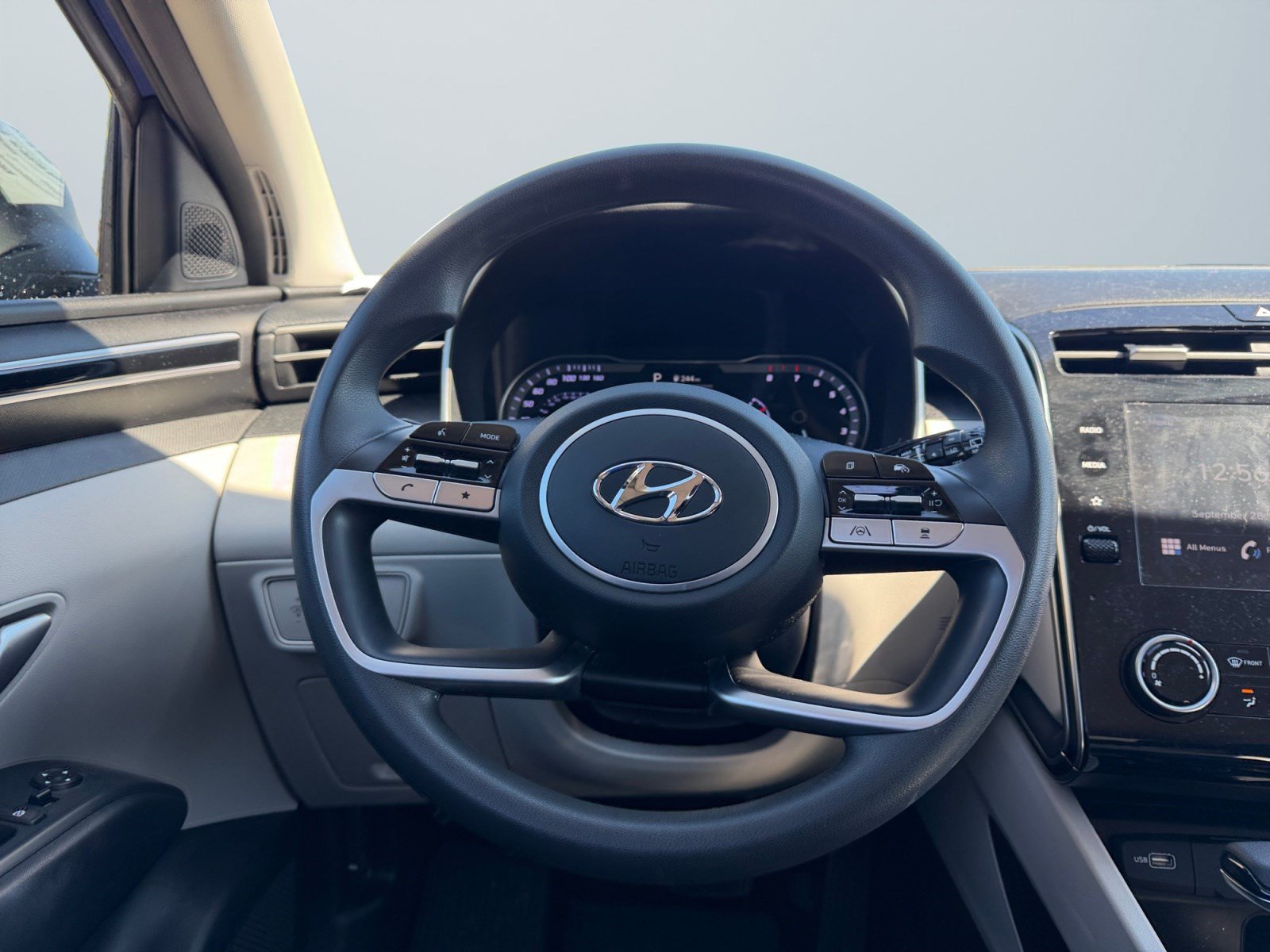 Certified 2023 Hyundai Tucson SEL AWD/4WD image 14
