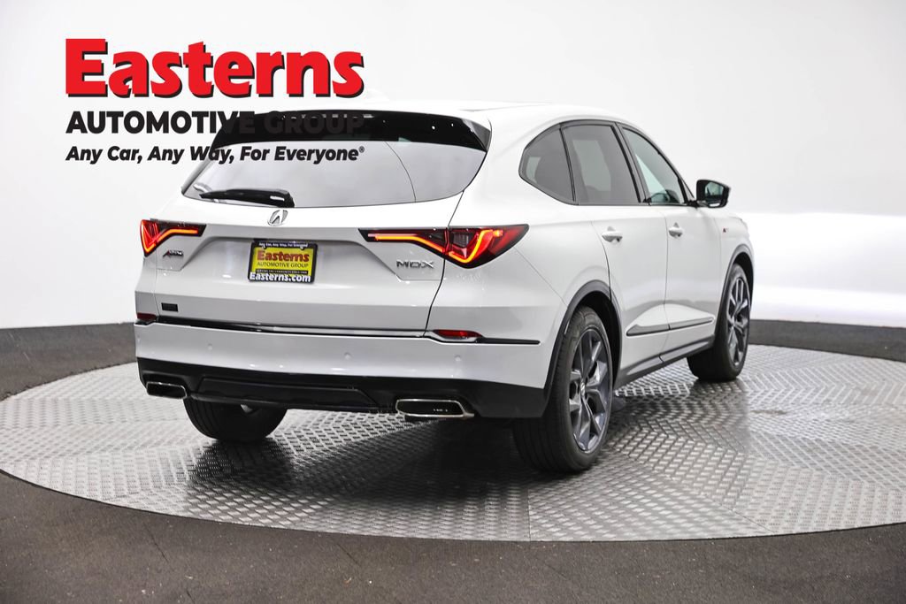 Used 2023 Acura MDX A-Spec AWD/4WD image 5