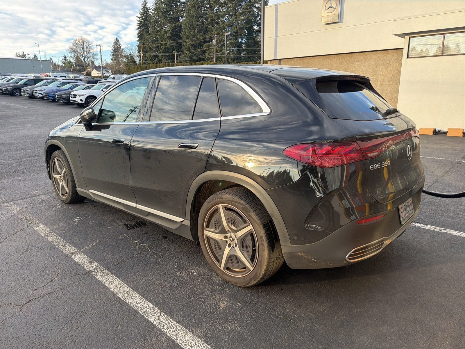 Used 2023 Mercedes-Benz EQE 350+ 4MATIC SUV image 5
