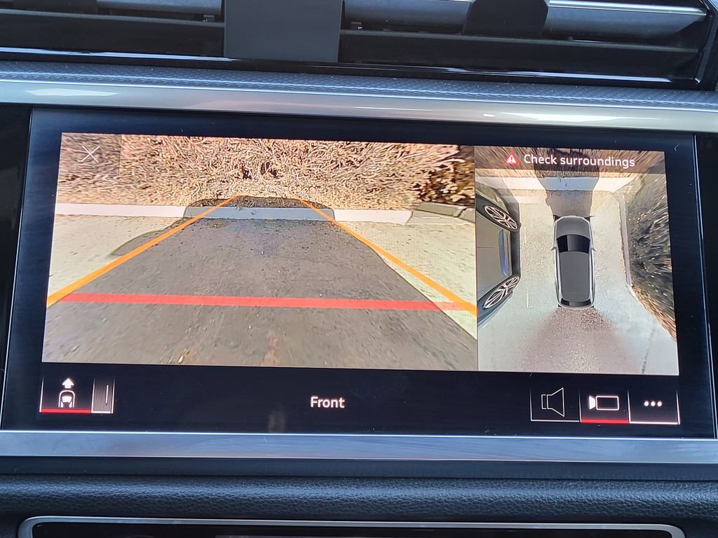 Used 2023 Audi Q3 2.0T Premium Plus w/ Premium Plus Package image 21