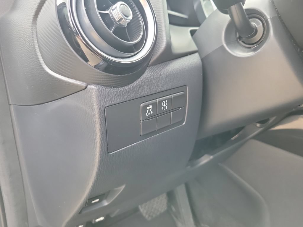 Used 2018 Toyota Yaris iA FWD image 21
