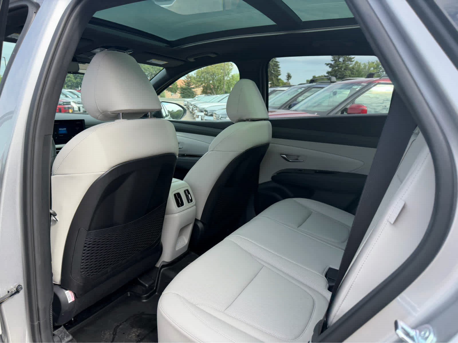 Certified 2026 Hyundai Tucson Limited AWD/4WD image 6