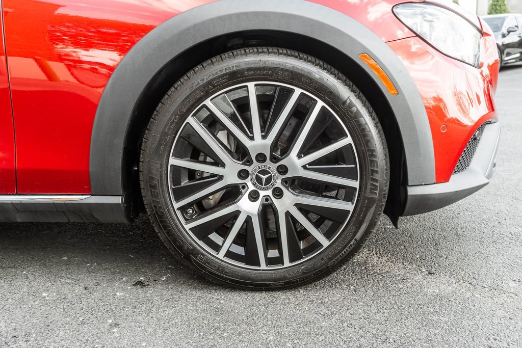 Used 2021 Mercedes-Benz E 450 4MATIC All-Terrain Wagon image 4