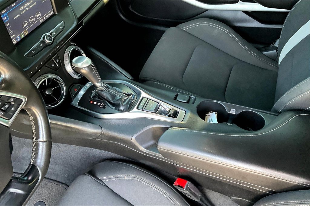 Used 2019 Chevrolet Camaro LT RWD image 8