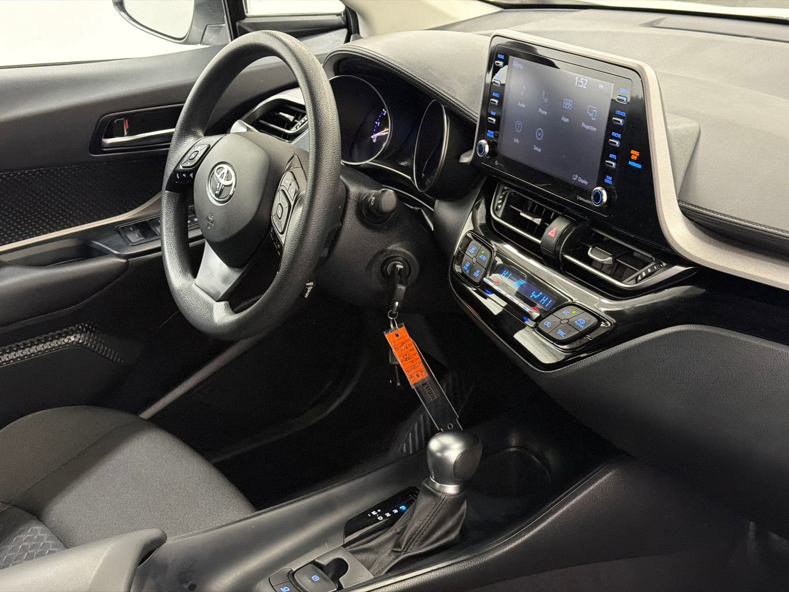 Used 2021 Toyota C-HR LE image 8