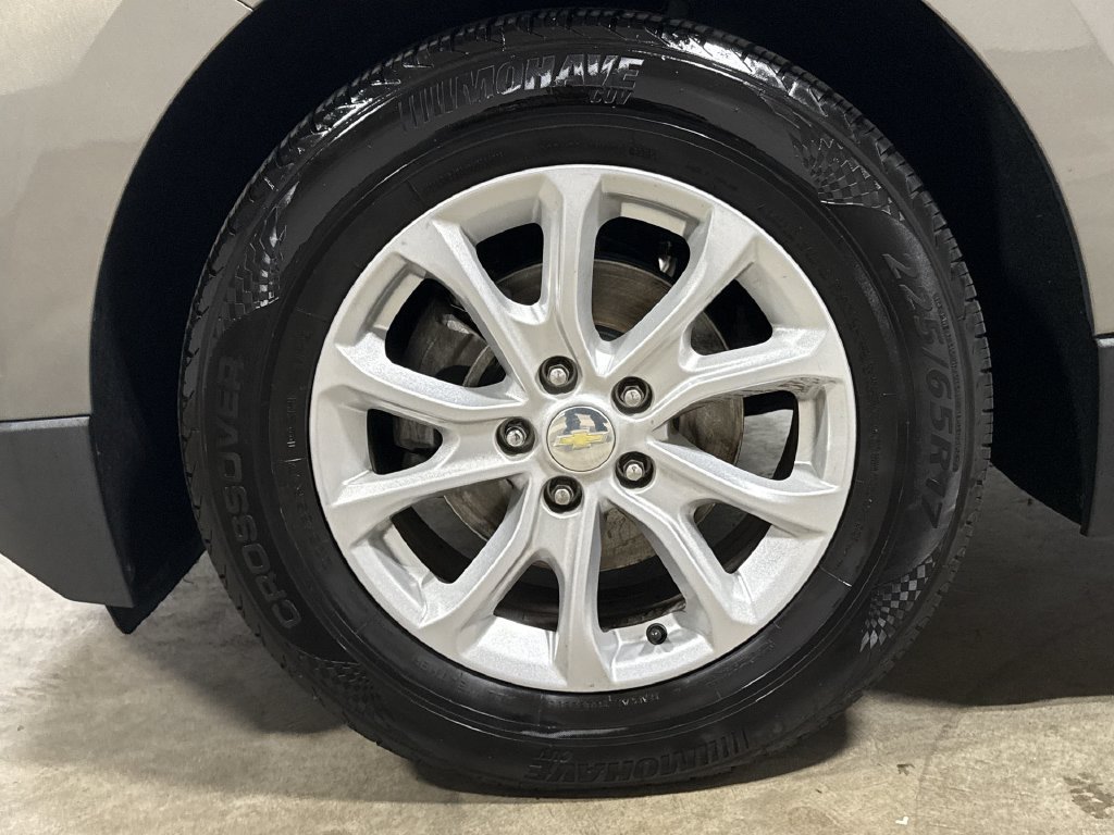 Used 2019 Chevrolet Equinox LT FWD image 26