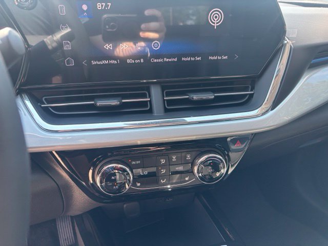 New 2026 Chevrolet Trax LT w/ Driver Confidence Package FWD image 22